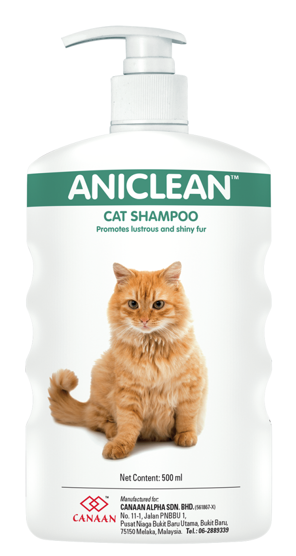 Aniclean pet shampoo promotes lustrous and shiny fur for cat in Malaysia